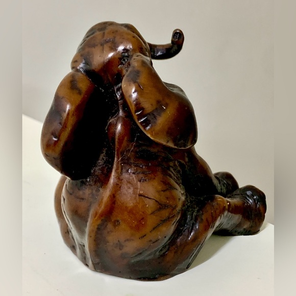 Vintage Mid Century Antique Sitting Playful Baby Elephant Figurine Statue - Picture 9 of 16